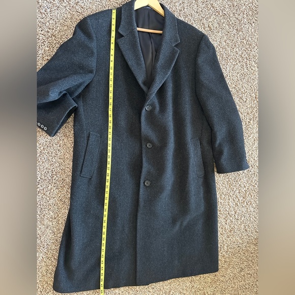 Men’s Turnbury Wool Coat - Picture 12 of 13